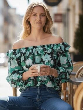 CHRISTY LYNN REGINA MINT SHADOW FLOWER Off Shoulder Floral Blouse Top size M